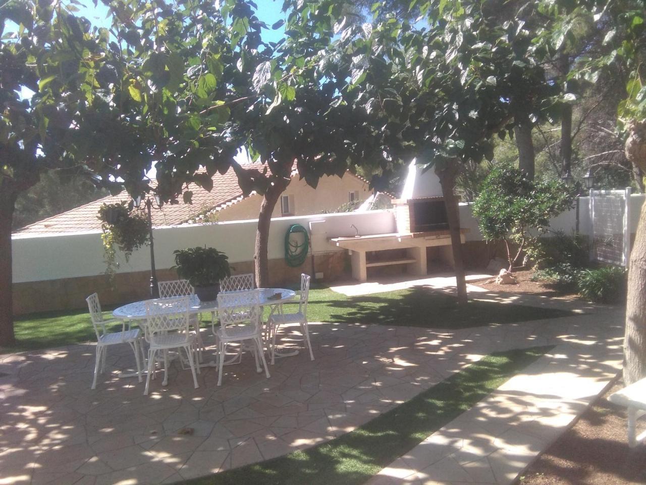Villa Garden Ταραγόνα Εξωτερικό φωτογραφία