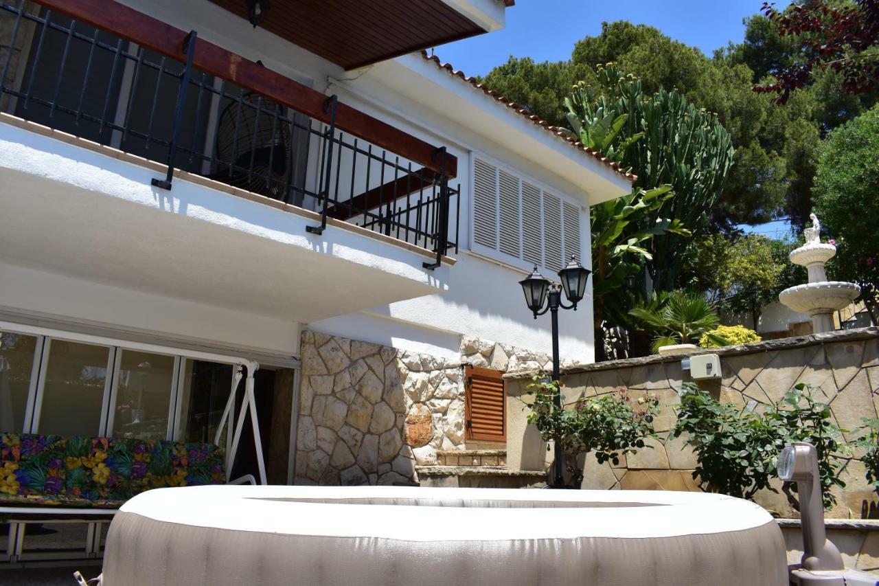 Villa Garden Ταραγόνα Εξωτερικό φωτογραφία